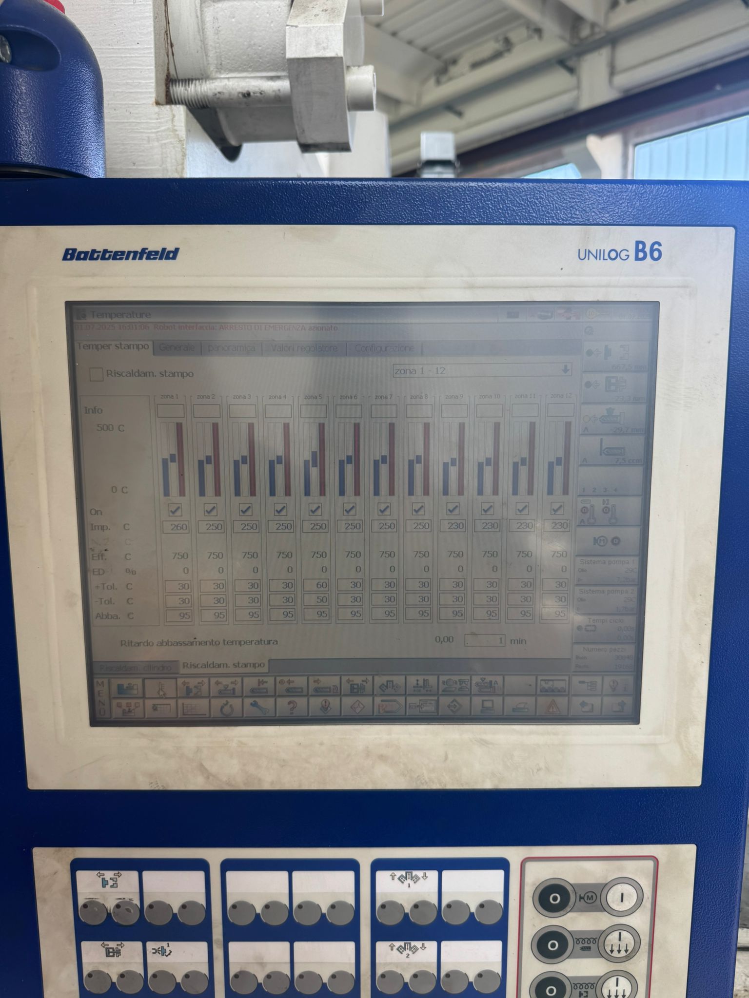 BATTENFELD 300 TON in vendita - foto 5