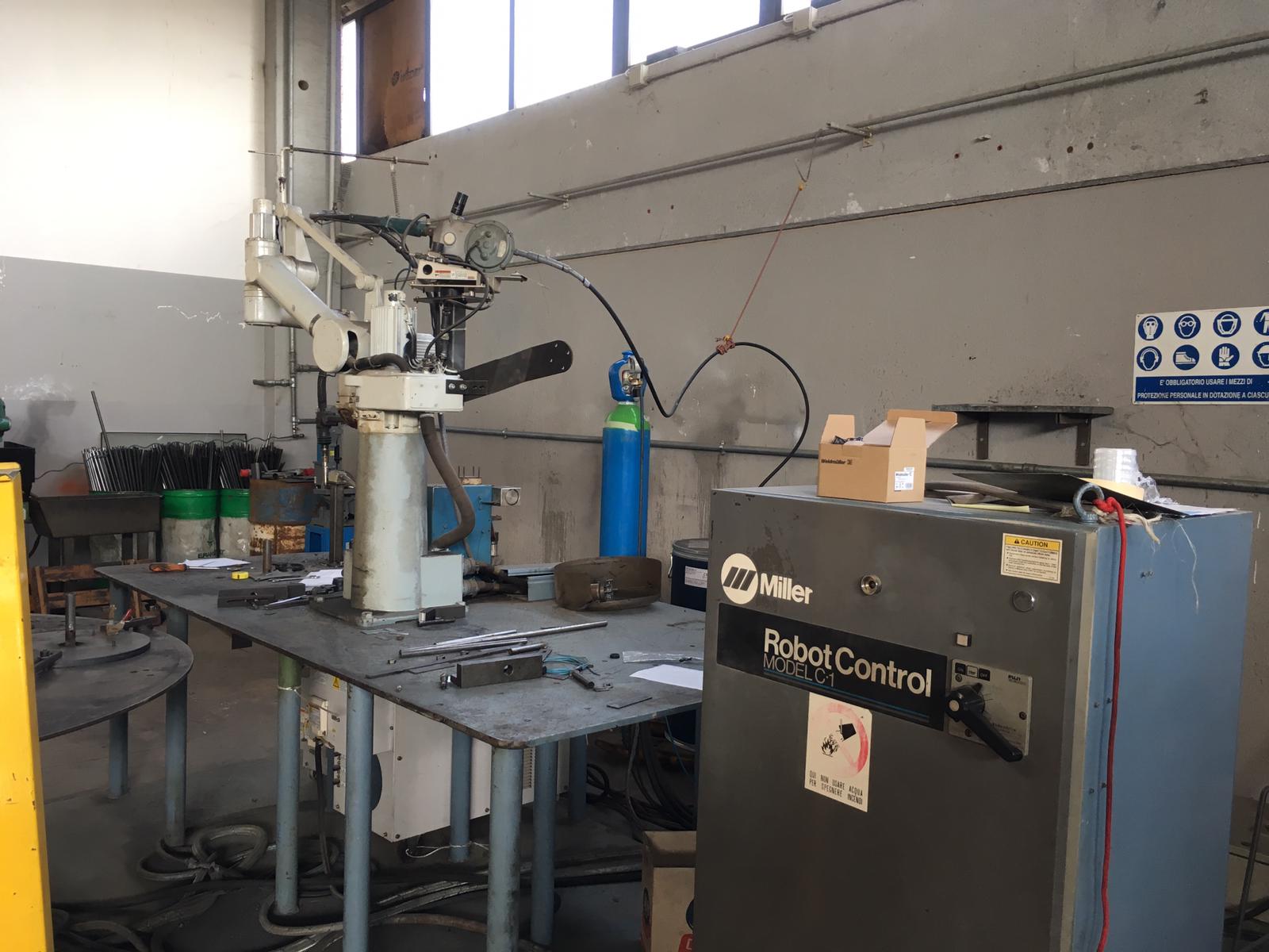 Soldat Raggio Complete Machine Macchine per saldare, Vendita Macchinari Usati - Annunci Industriali