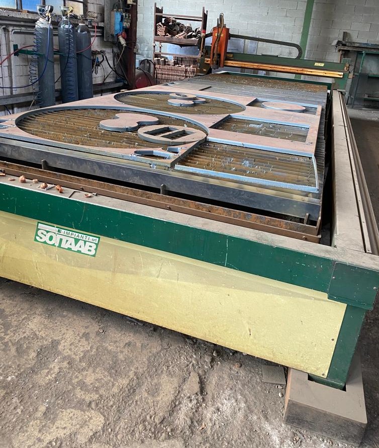 IMPIANTO TAGLIO PLASMA SOITAAB 2000X6000 in vendita - foto 2