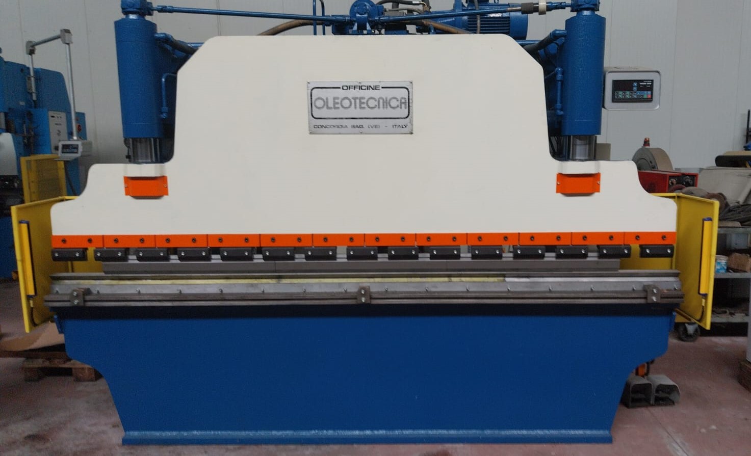 PRESSA PIEGATRICE OLEOTECNICA 3050X60 TON in vendita - foto 1