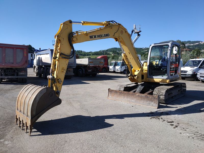 Miniescavatore usato NEW HOLLAND E80-1ES in vendita - foto 4
