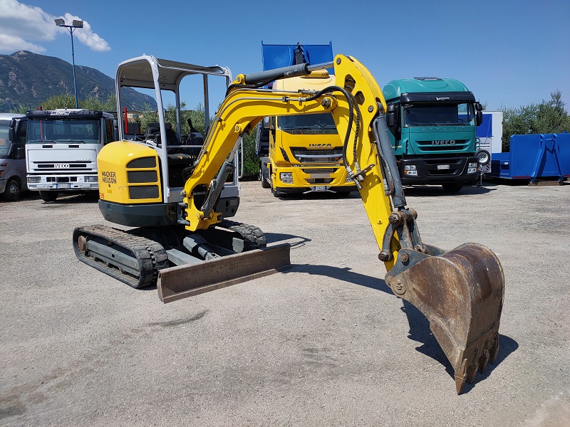 Miniescavatore usato WACKER NEUSON EZ28 in vendita - foto 1