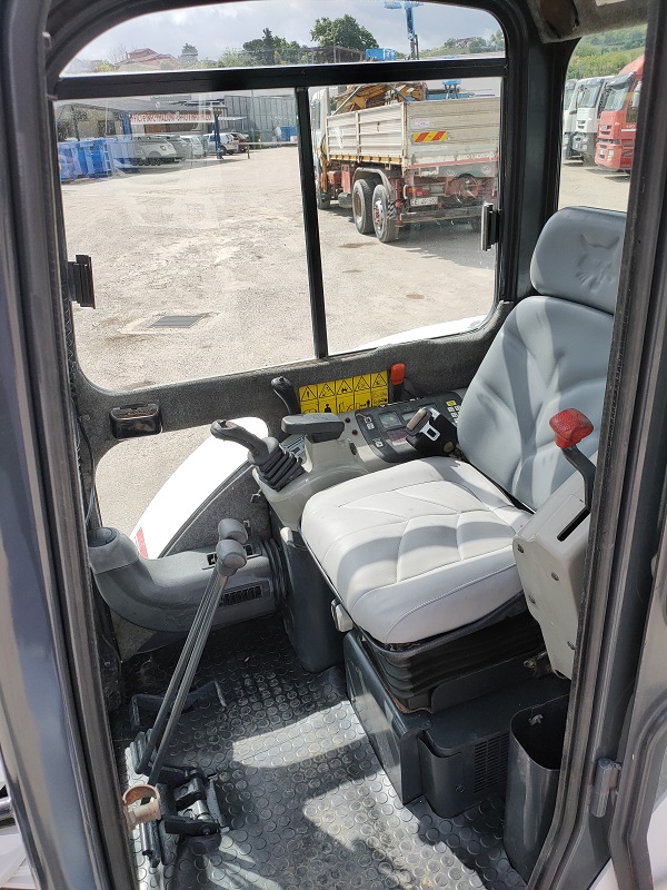 Miniescavatore usato BOBCAT 341G in vendita - foto 6