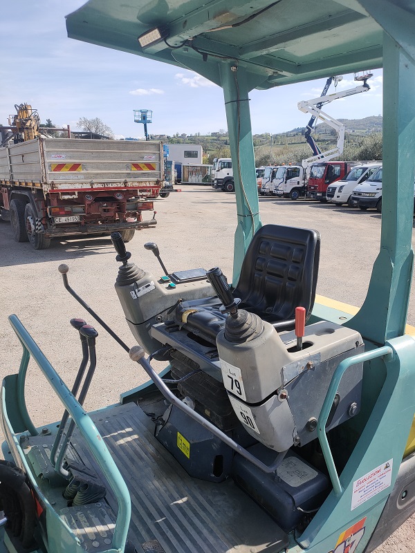 Miniescavatore usato YANMAR B17 in vendita - foto 6