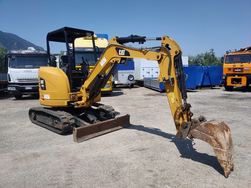 Miniescavatore usato CATERPILLAR 303ECR in vendita - foto 1