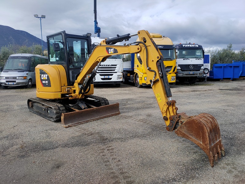 Miniescavatore usato CATERPILLAR 303.5ECR in vendita - foto 1