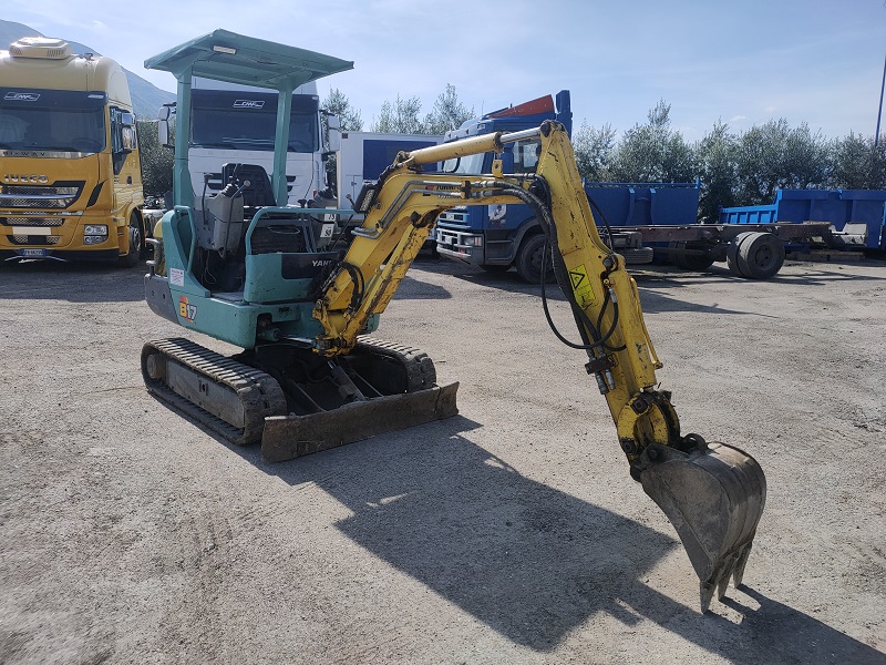 Miniescavatore usato YANMAR B17 in vendita - foto 1