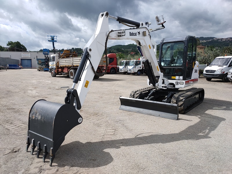 Miniescavatore usato BOBCAT 341G in vendita - foto 4