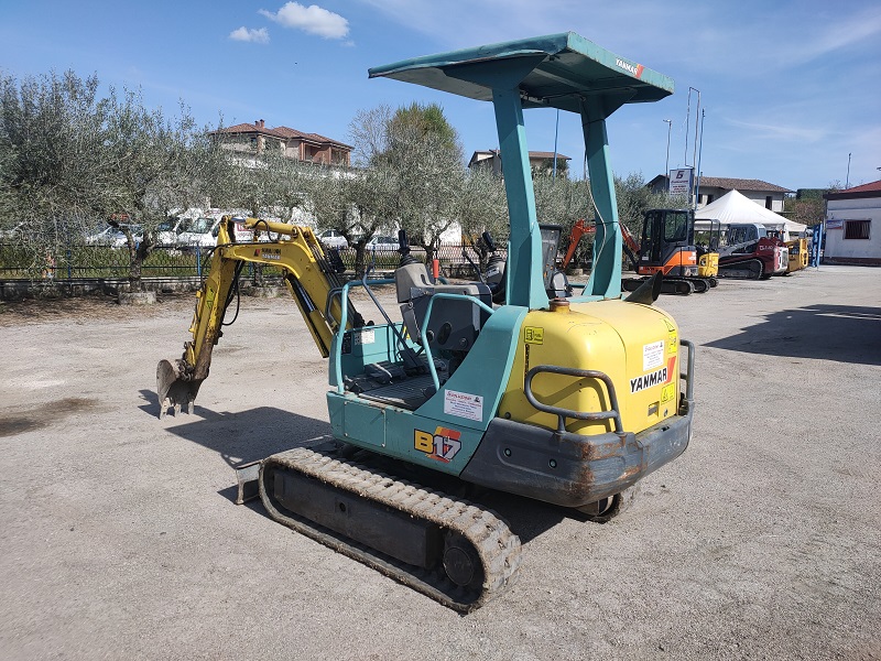 Miniescavatore usato YANMAR B17 in vendita - foto 3