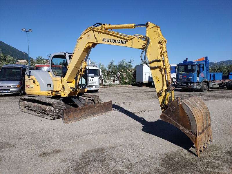 Miniescavatore usato NEW HOLLAND E80-1ES in vendita - foto 1