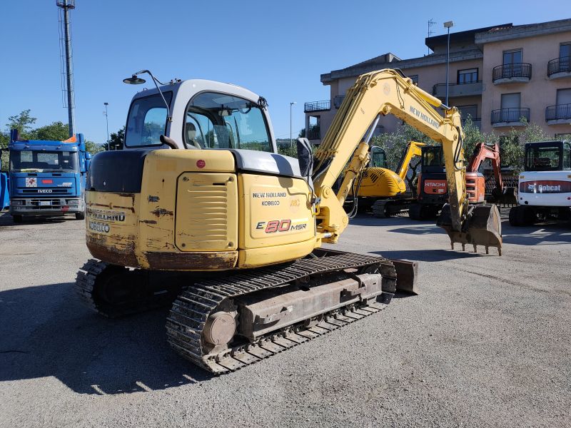 Miniescavatore usato NEW HOLLAND E80-1ES in vendita - foto 2