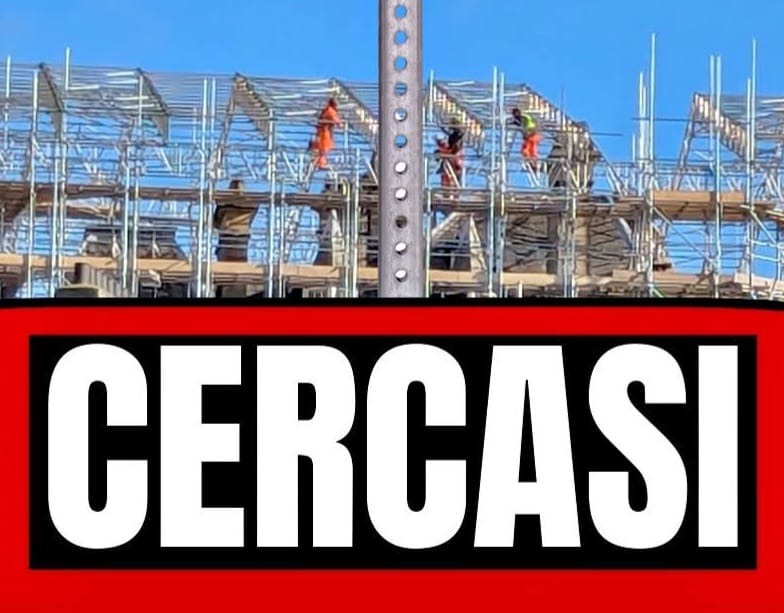 CERCASI DISMISSIONI in vendita - foto 1