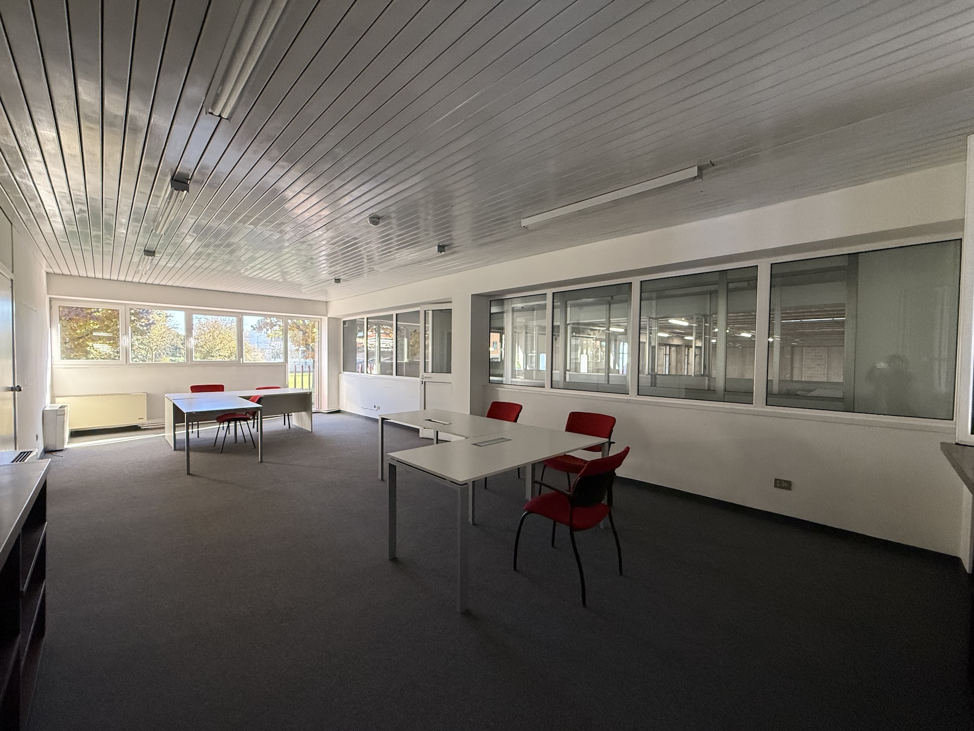 CAPANNONE con uffici e vetrine fronte strada in vendita - foto 7