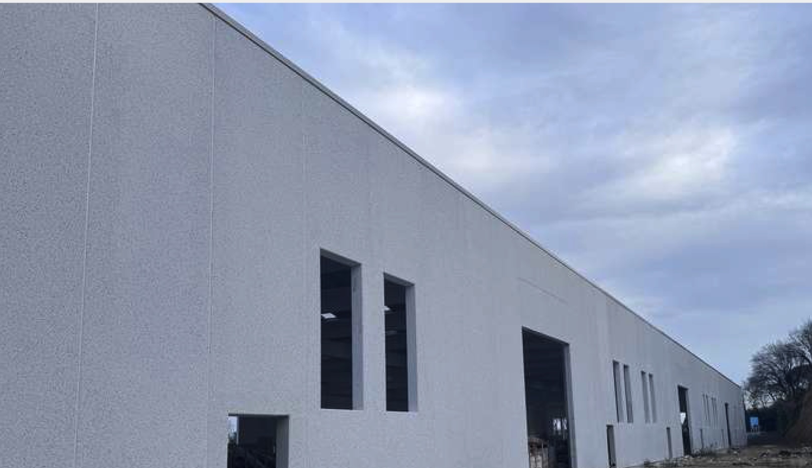 Capannone Industriale con terreno in vendita - foto 2