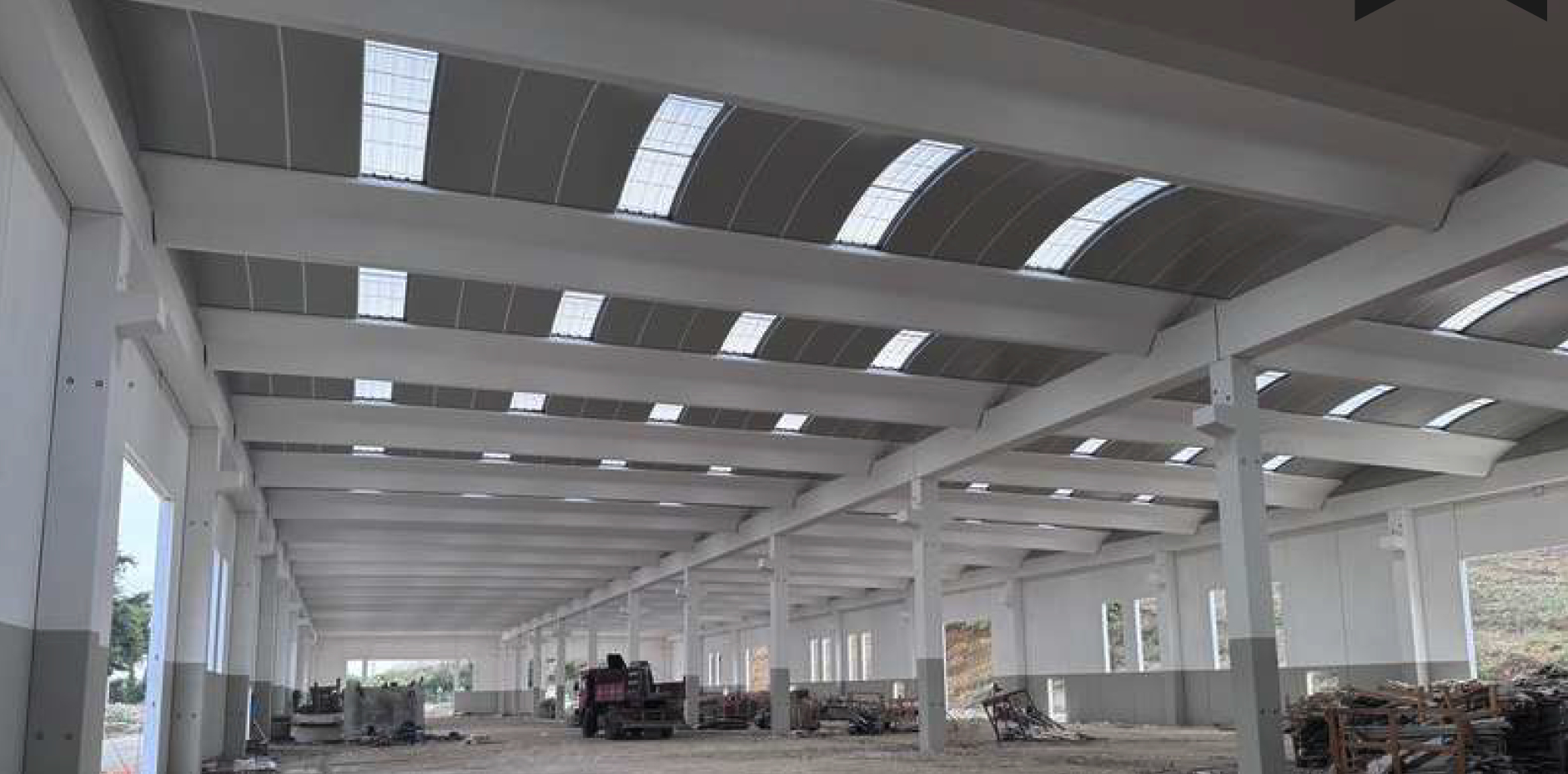 Capannone Industriale con terreno in vendita - foto 4