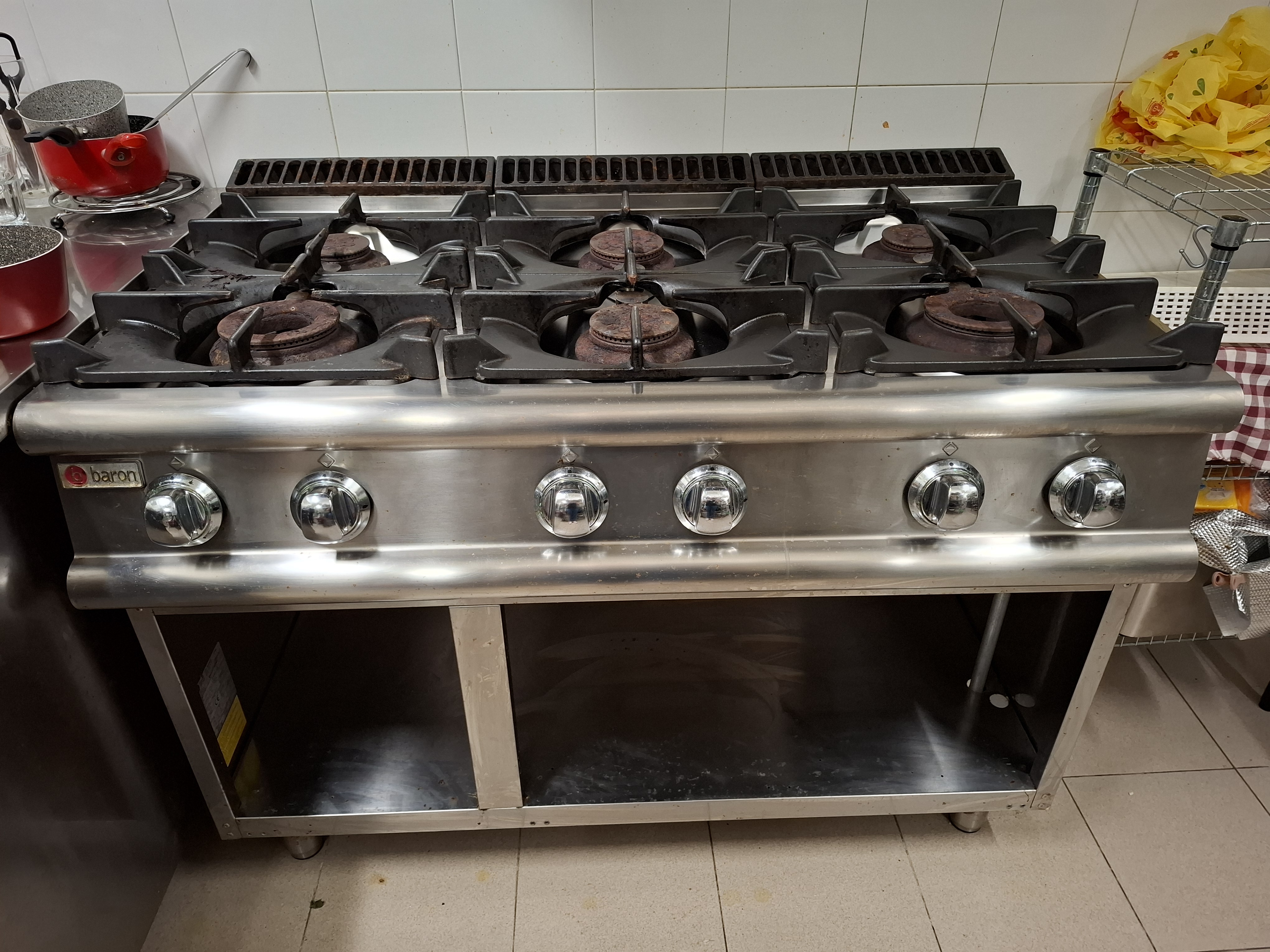 Cucina a gas 6 fuochi Baron in vendita - foto 1