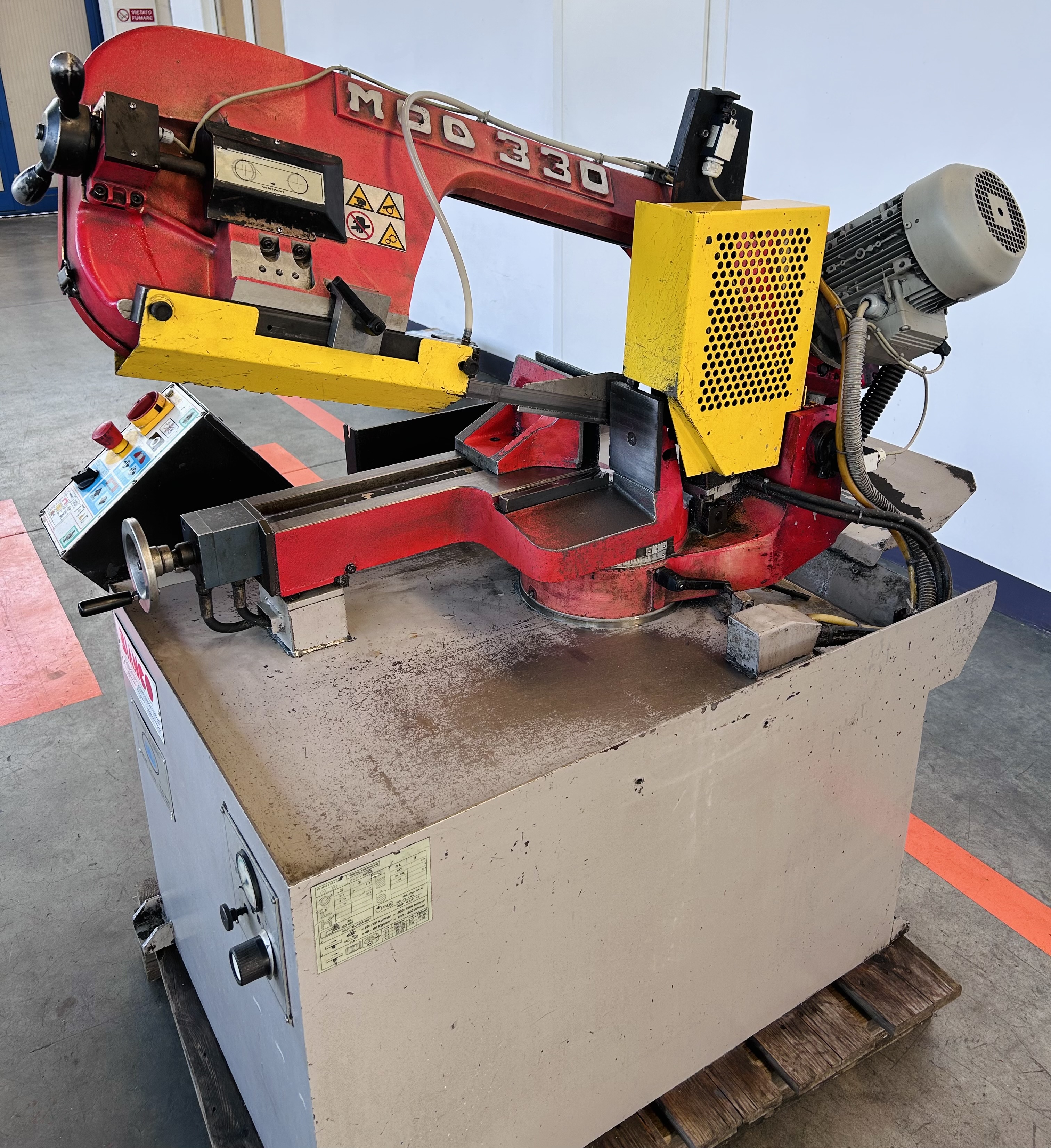 Segatrice a nastro manuale usata Bianco 330 SA in vendita - foto 4