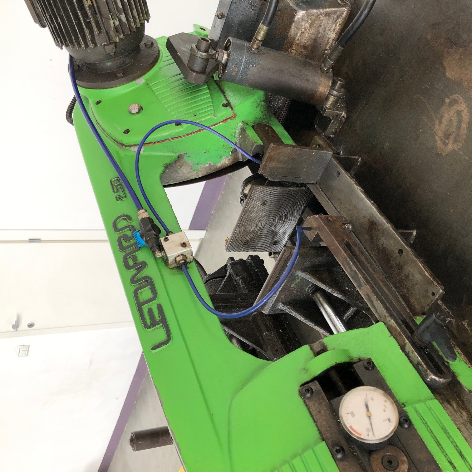 Segatrice a nastro automatica Cattaneo Albacut 250 in vendita - foto 2