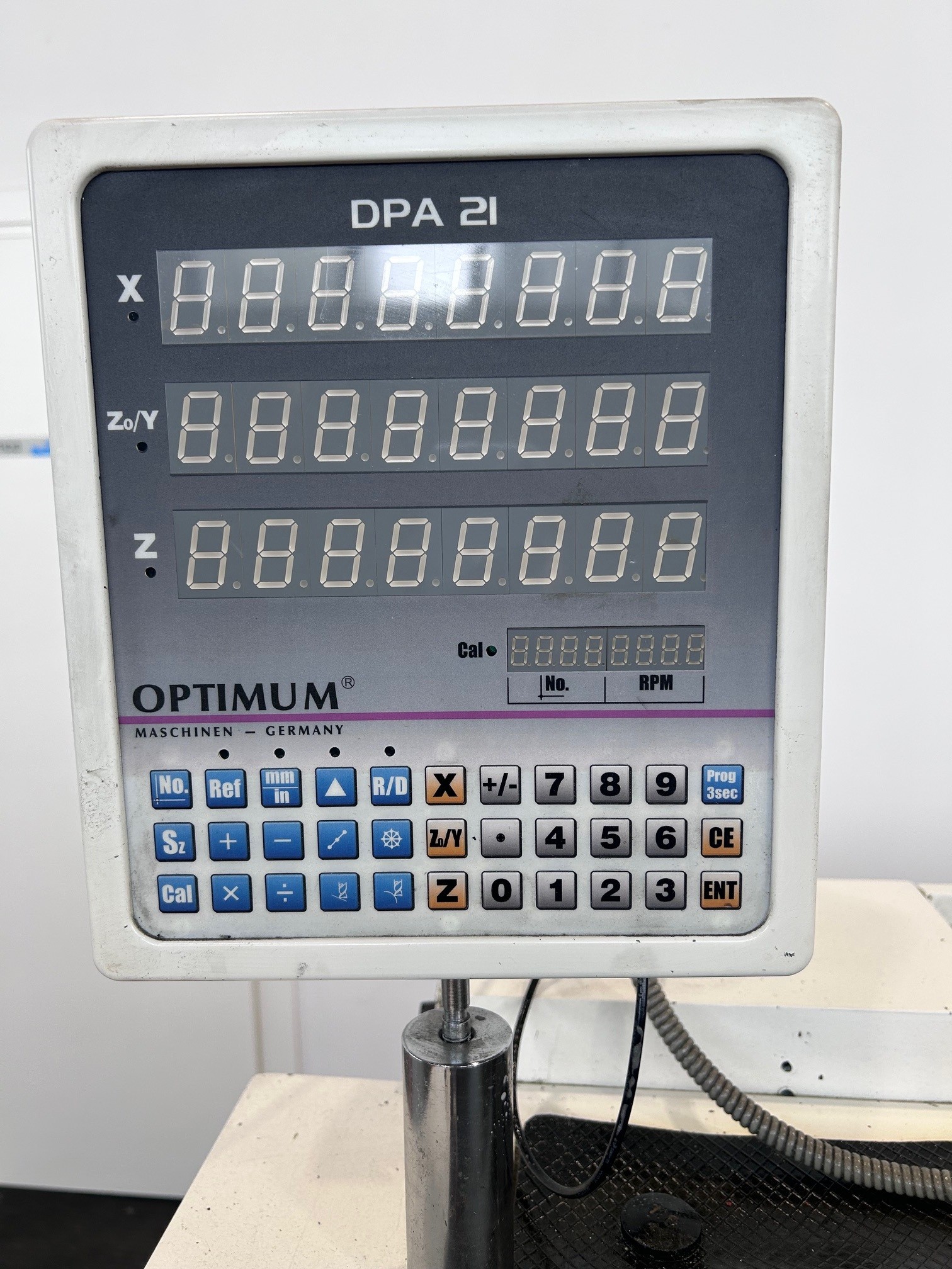 Tornio Optimum usato Mod: TH 3309D  in vendita - foto 2