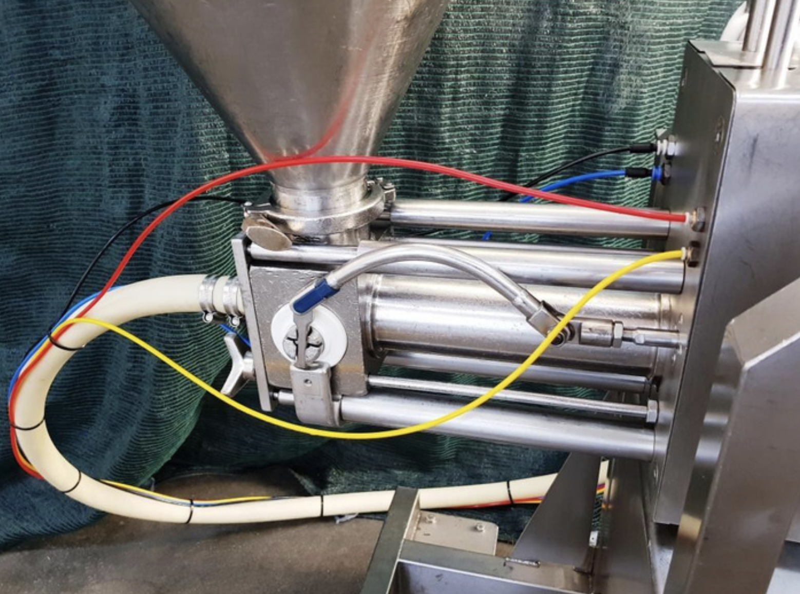 DOSATRICE PNEUMATICA PER CREME TURBO SYSTEMS MOD. B2197 in vendita - foto 6