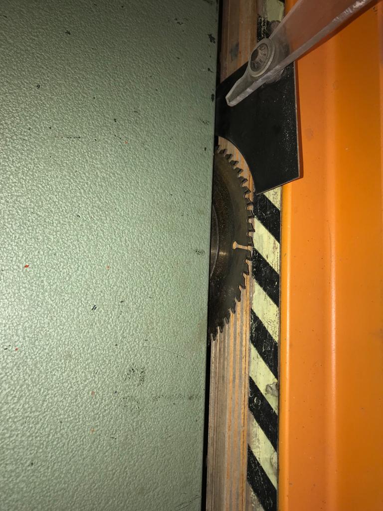 VA1073-1441  Taglierina per impiallacciatura in vendita - foto 3