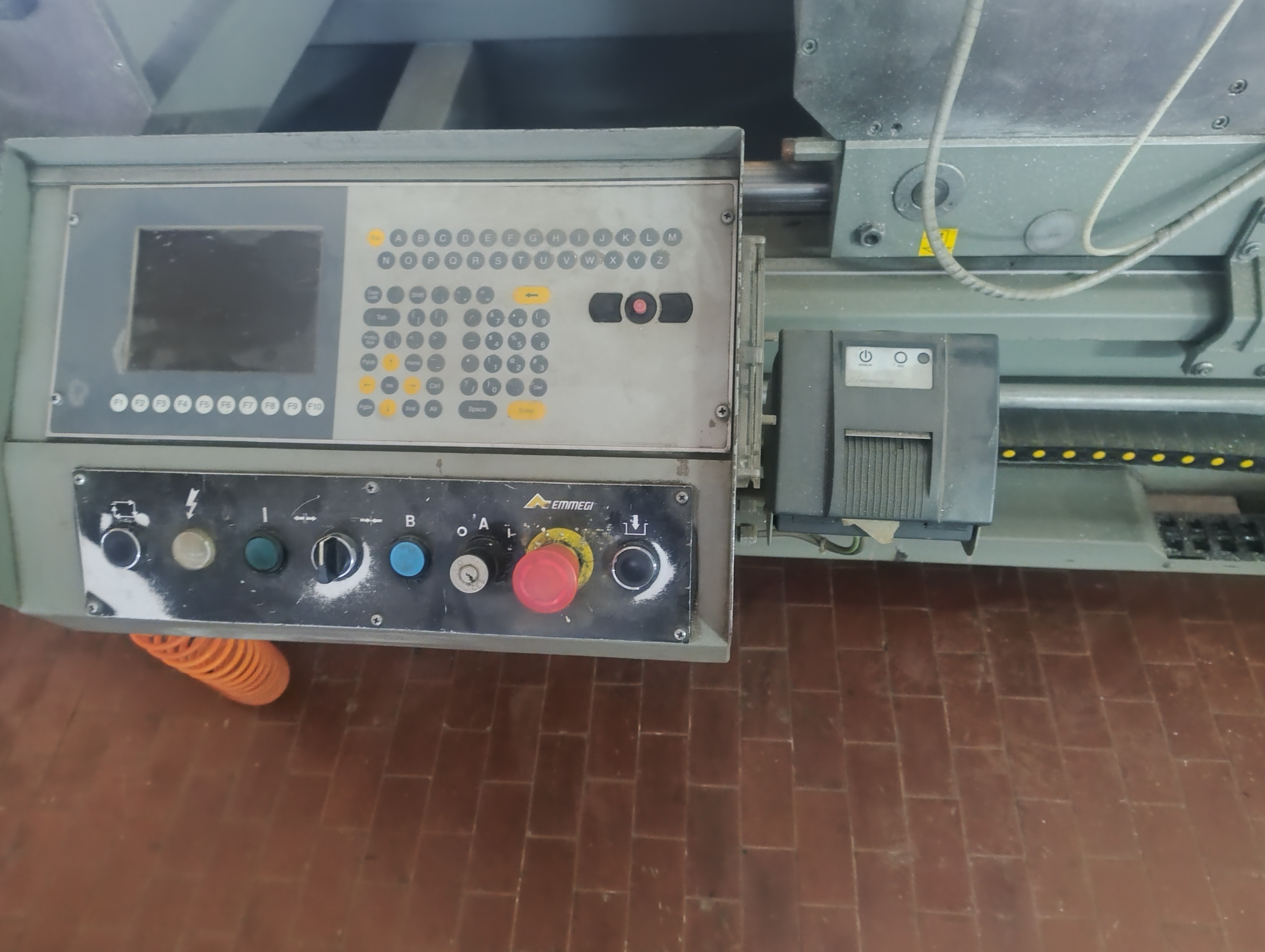 Troncatrice doppia testa , pulitrice, scantonatrice  in vendita - foto 4