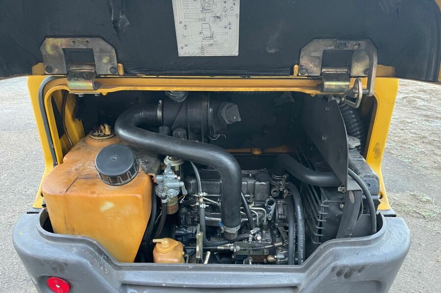 Miniescavatore VOLVO EC15B con benne in vendita - foto 4