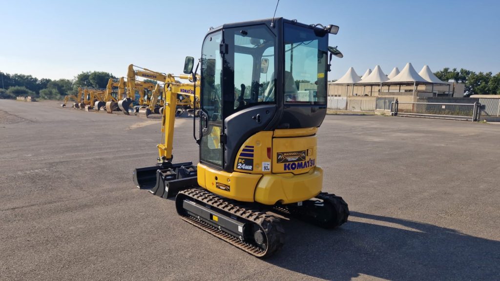 Miniescavatore Komatsu 24 Q.li in vendita - foto 7