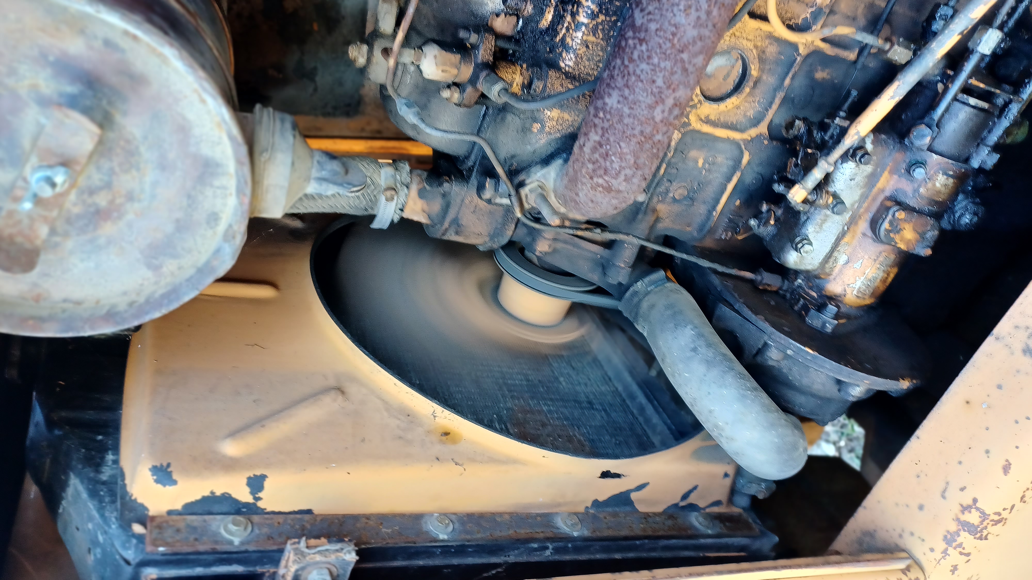 TERNA CASE 580 G 4 RUOTE MOTRICI in vendita - foto 12