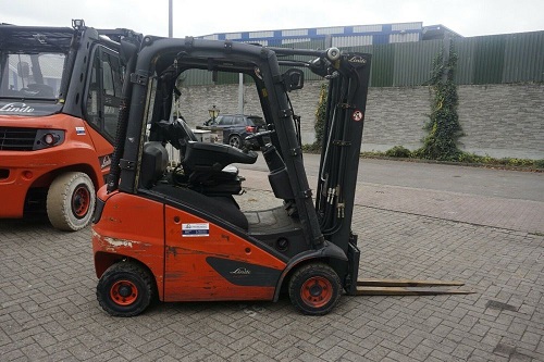 CARRELLO ELEVATORE USATO DIESEL LINDE H16D-01 in vendita - foto 1