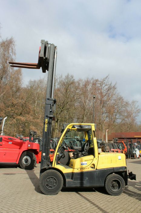 CARRELLO ELEVATORE USATO DIESEL HYSTER H5.5FT in vendita - foto 2