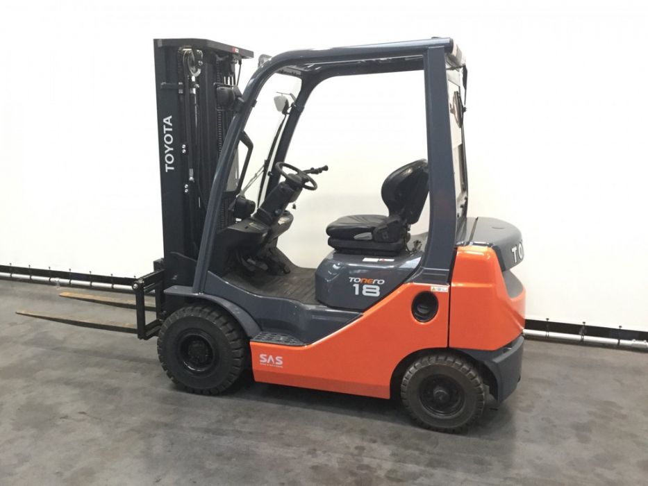 CARRELLO ELEVATORE USATO DIESEL TOYOTA 02-8FDF18 in vendita - foto 2