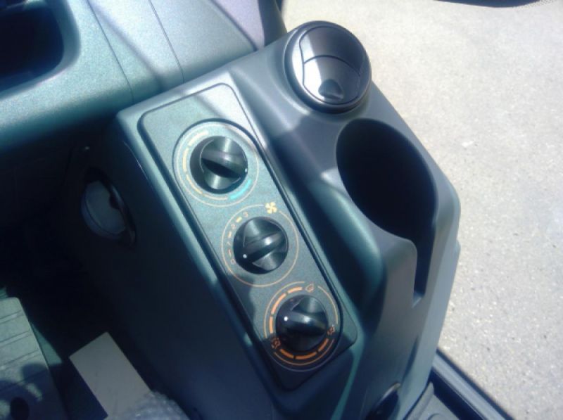 CARRELLO ELEVATORE USATO GPL JUNGHEINRICH TFG-435s in vendita - foto 3