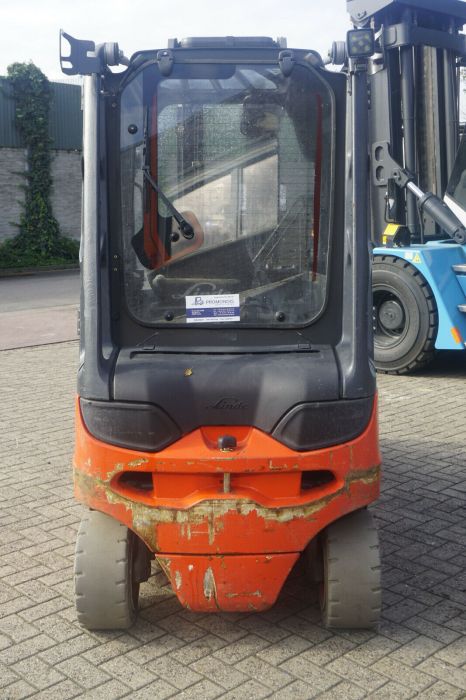 CARRELLO ELEVATORE USATO ELETTRICO LINDE E25L-01 in vendita - foto 2
