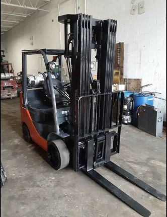 Carrelli elevatori in vendita