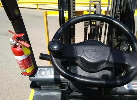 CARRELLO ELEVATORE USATO DIESEL TCM 30 in vendita - foto 3