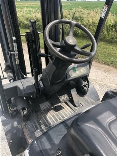 CARRELLO ELEVATORE USATO GAS e GPL DOOSAN G25P-5 in vendita - foto 3