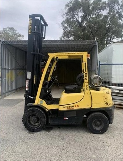Carrelli elevatori in vendita