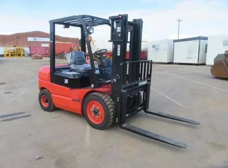 CARRELLO ELEVATORE USATO DIESEL REDLIFT CPCD35T3  in vendita - foto 1