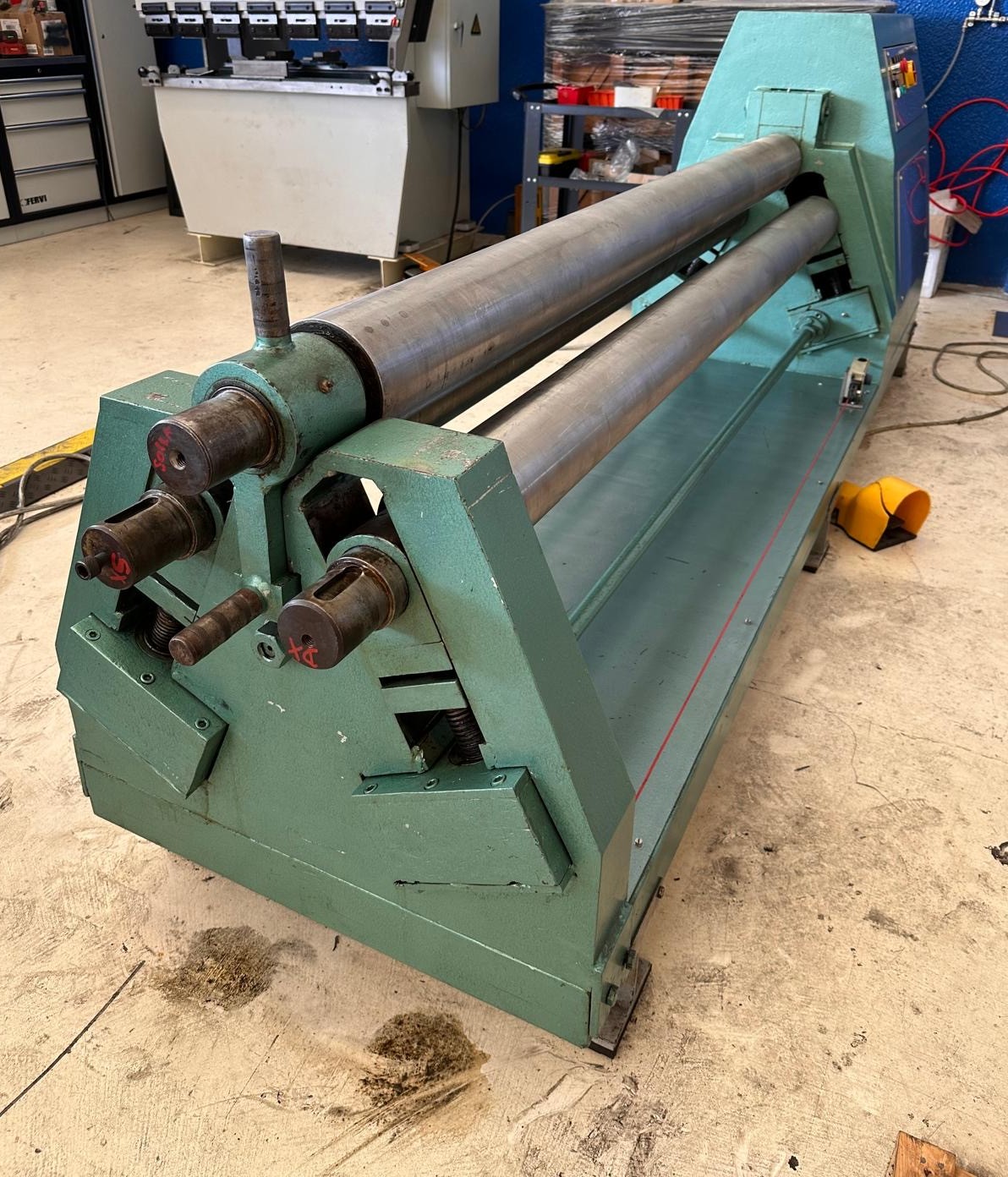 Calandre per metallo in vendita