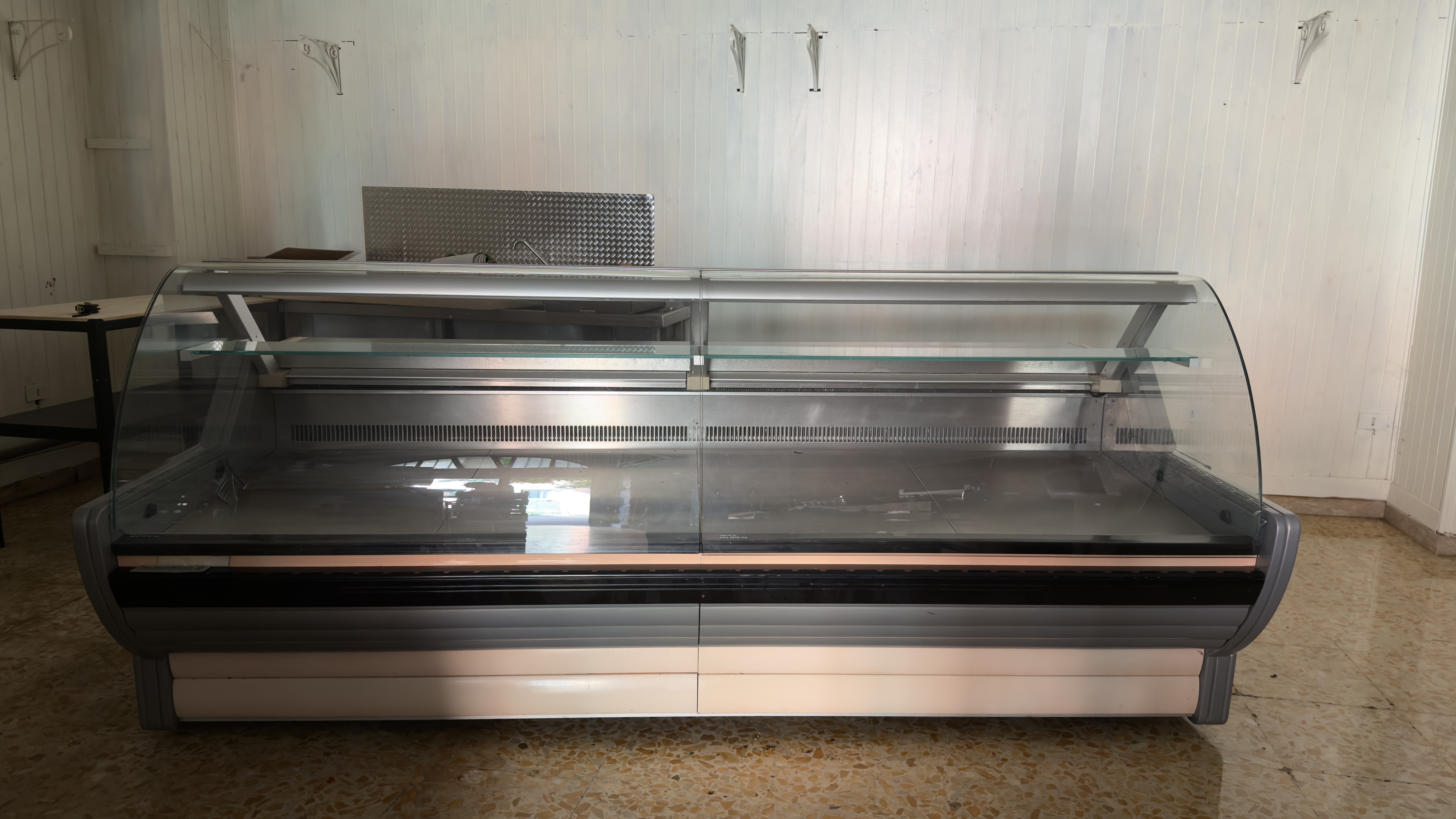 Attrezzature supermercato in vendita