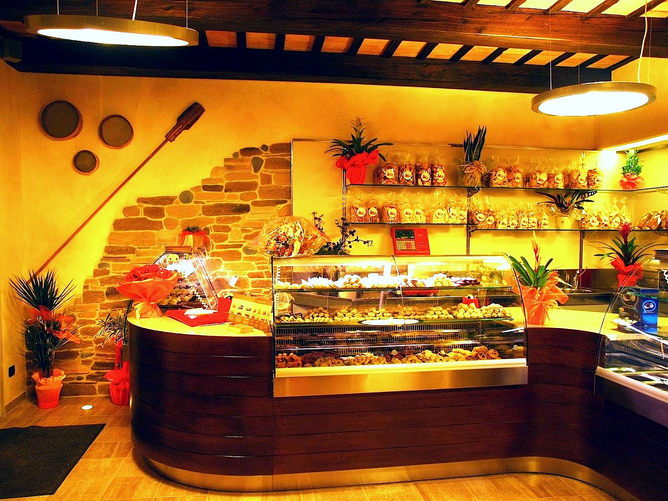 Arredamento completo pasticceria/forno  in vendita - foto 3