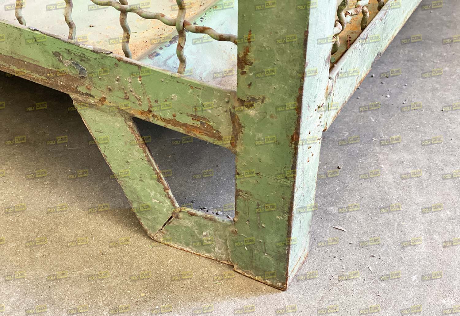 Gabbie di ferro usate in vendita - foto 2