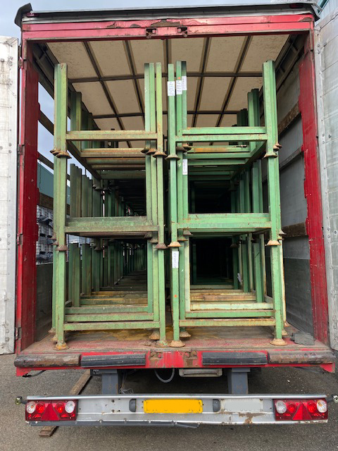 Pedane pallet in ferro porta barre accatastabili in vendita - foto 9