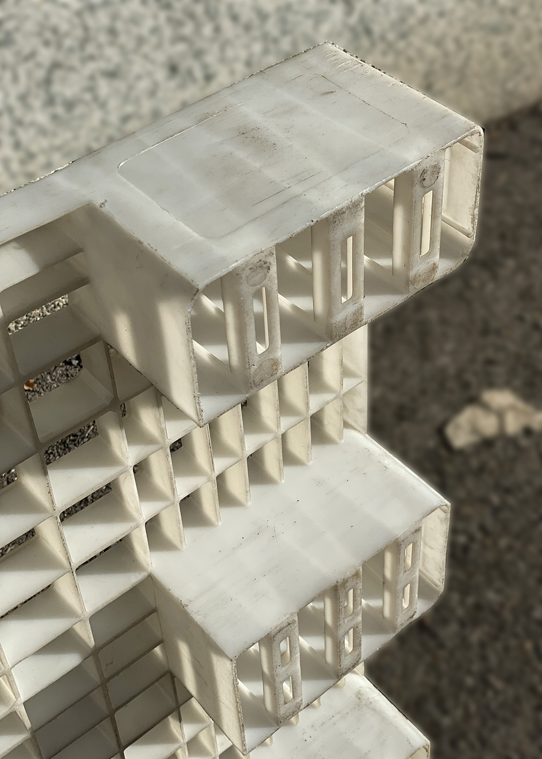 Pallet o bancali in plastica per uso alimentare usati in vendita - foto 2