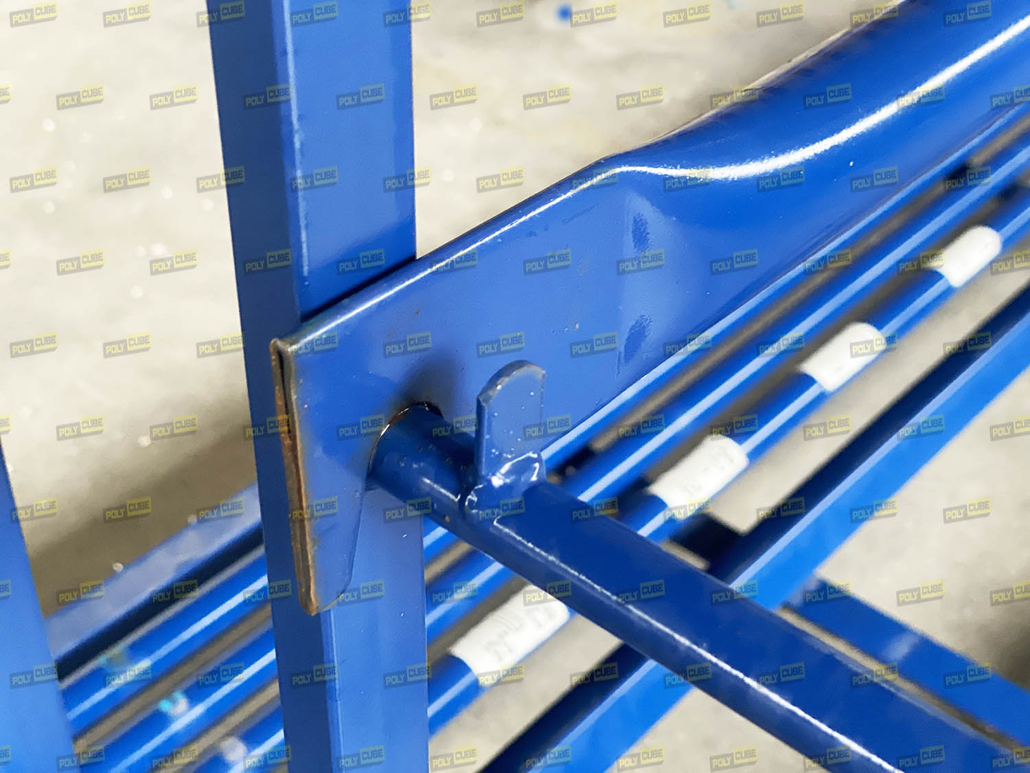 Scaffali mobili usati e ripiegabili per pneumatici in vendita - foto 3