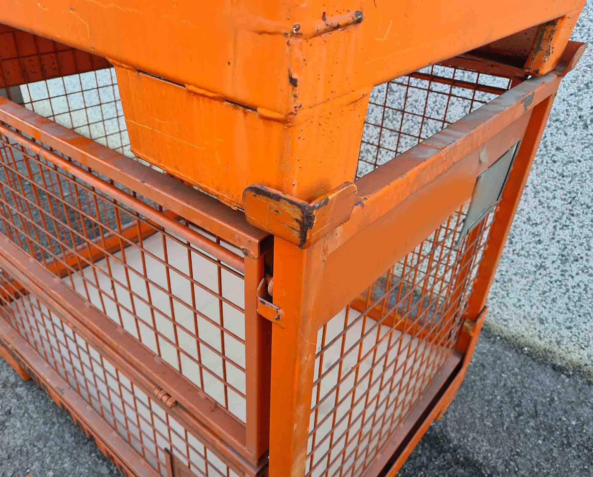Cassoni in ferro richiudibili usati in vendita - foto 10