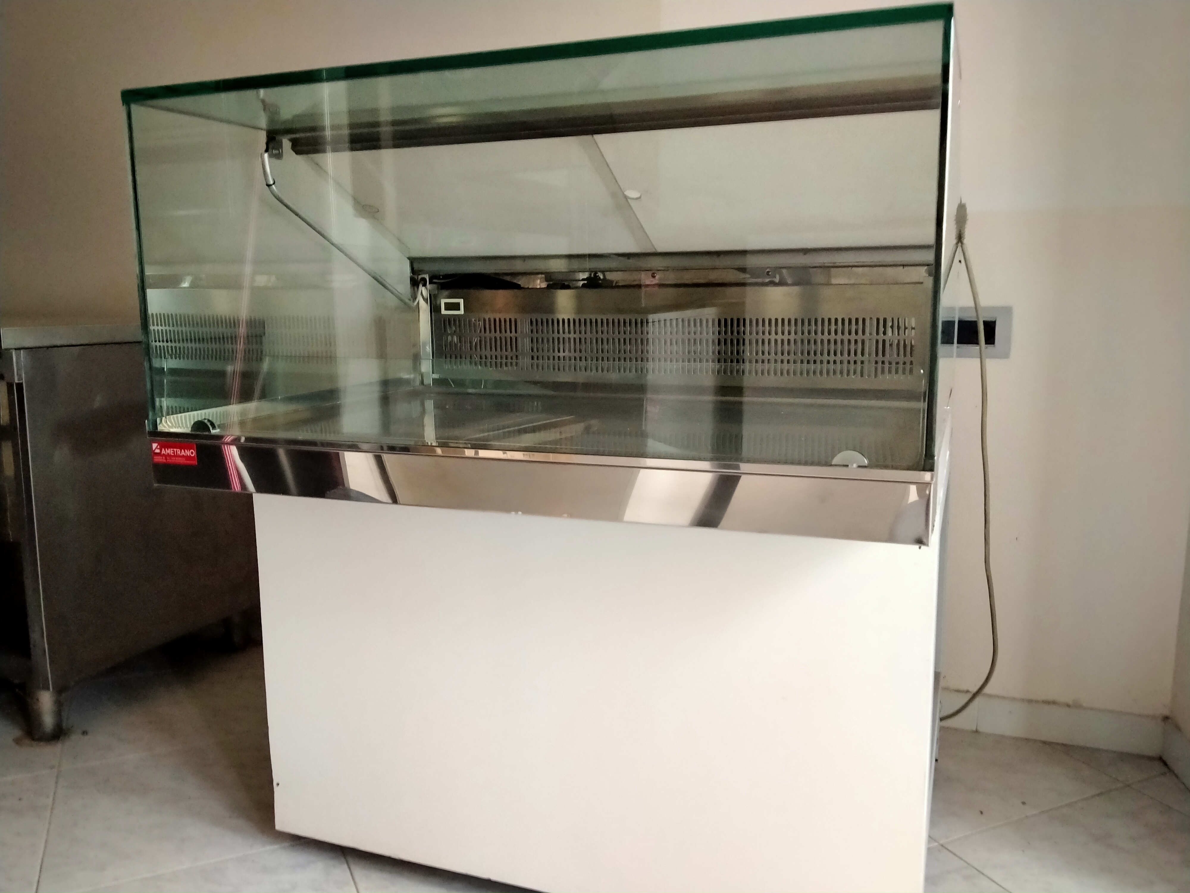 Attrezzature bar e ristoranti in vendita
