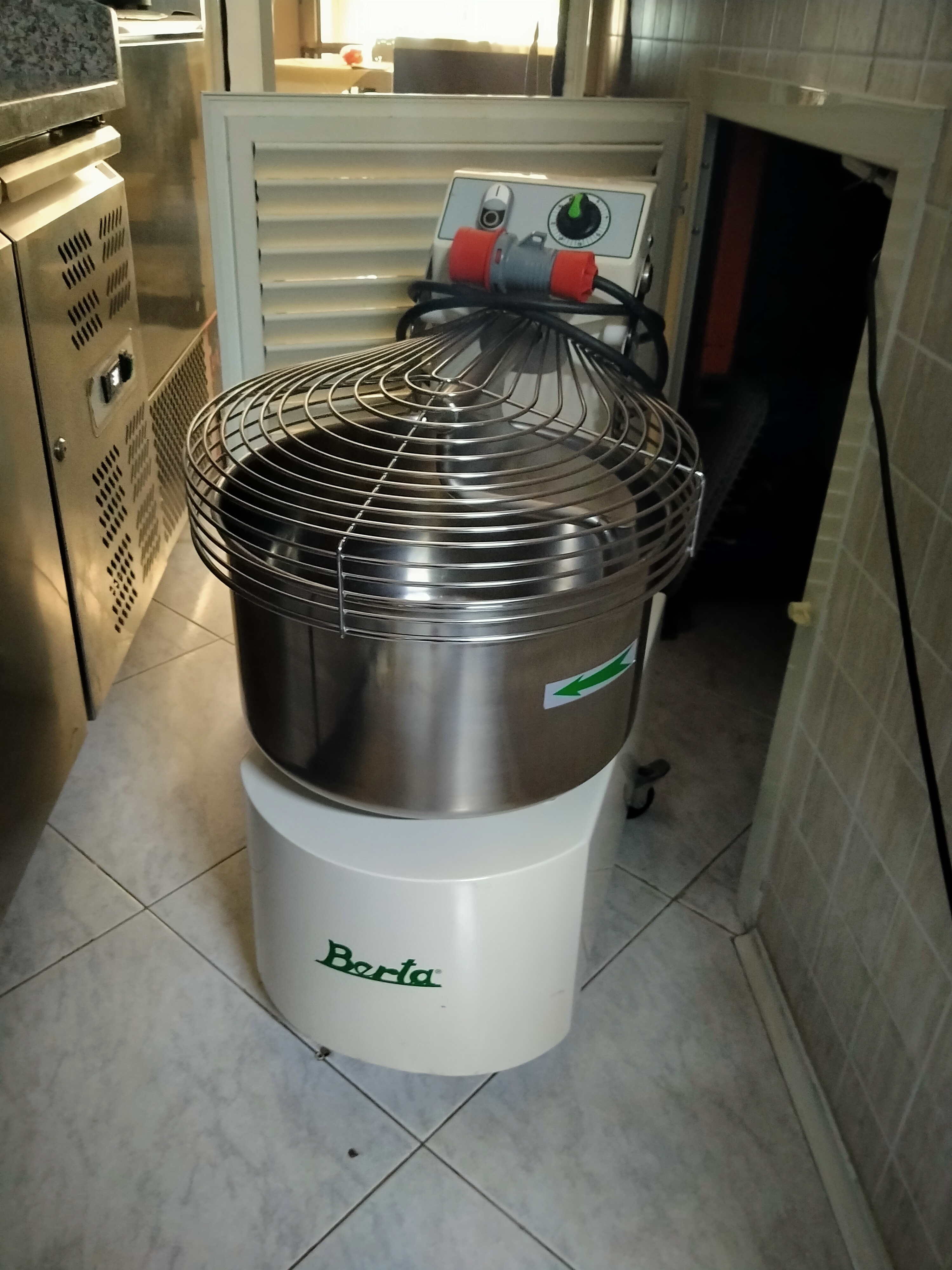 Impastatrice a gancio Modello BERTA15 in vendita - foto 1