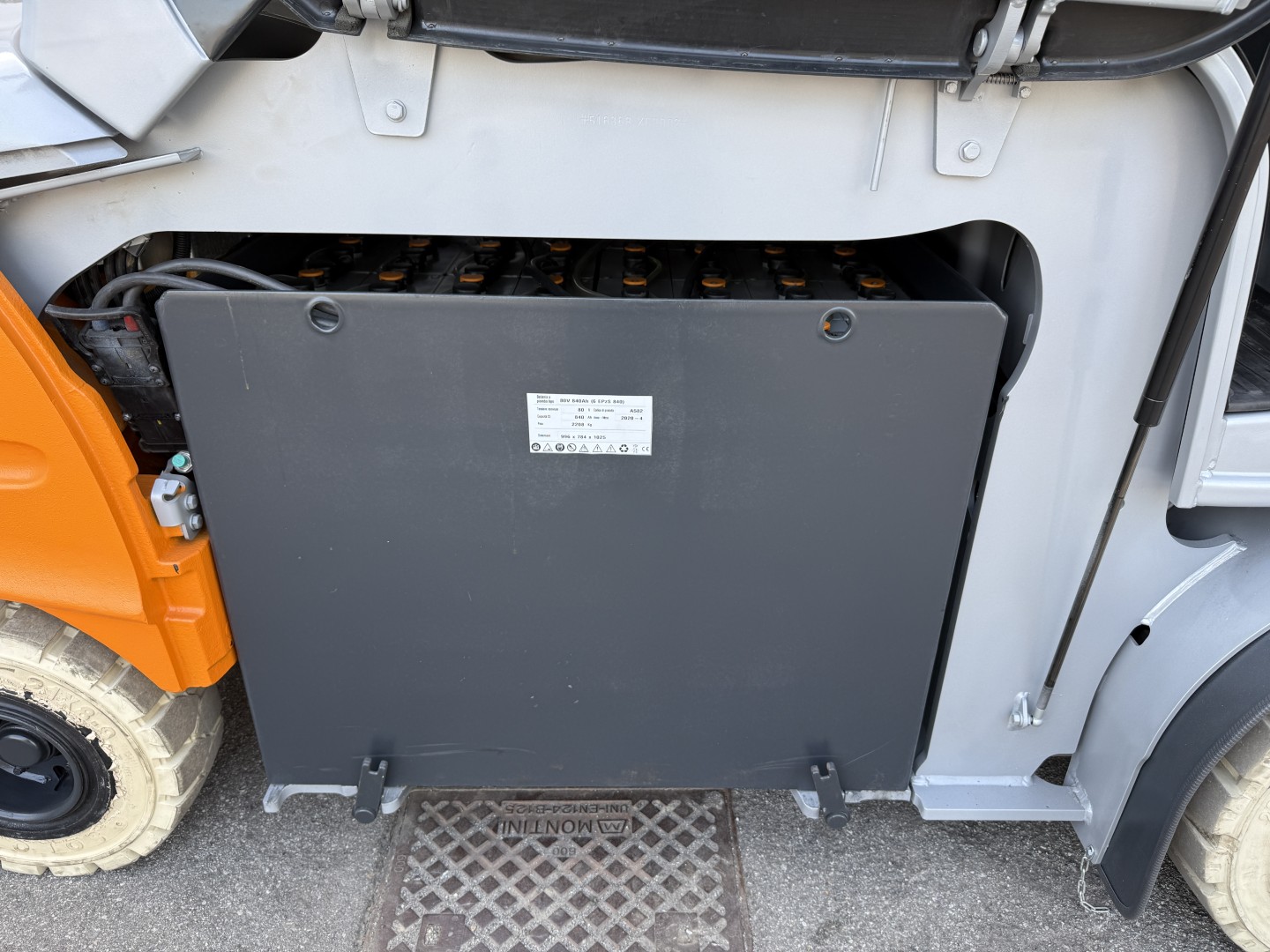 Carrello elevatore elettrico 4 ruote Still RX 60-40/600 in vendita - foto 13